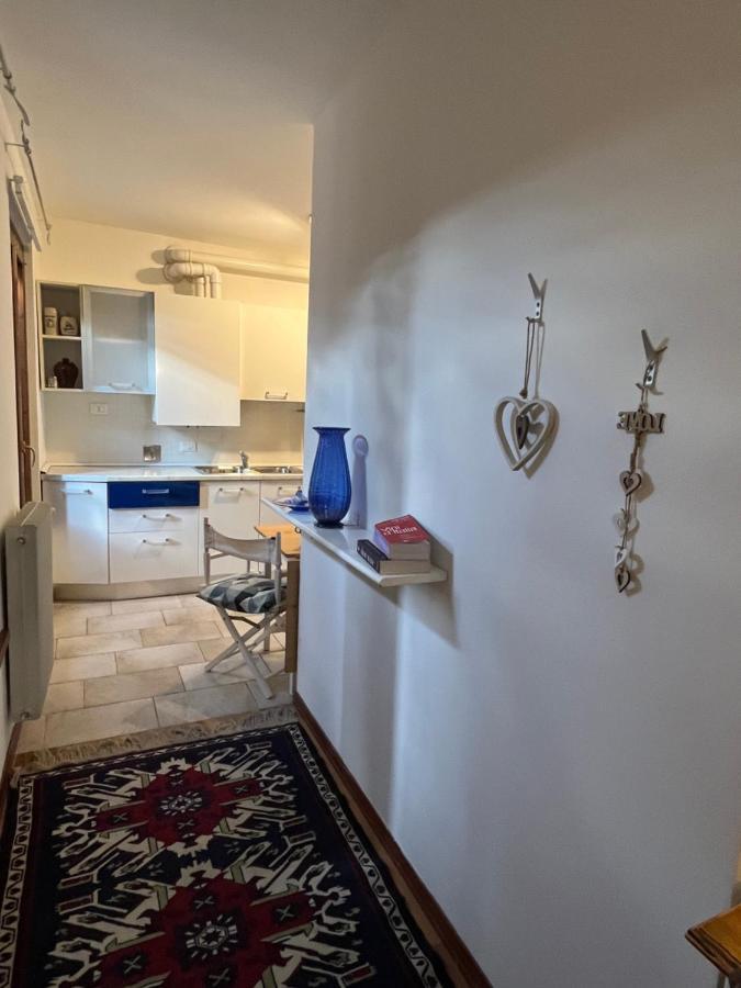 Cormons Apartment Bagian luar foto
